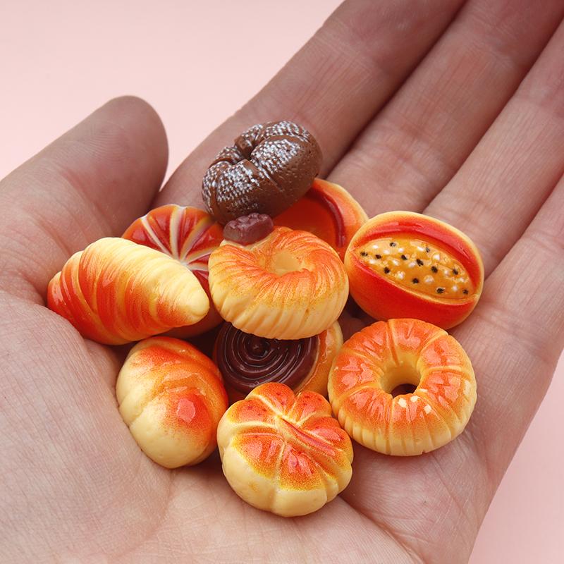 10/100Pcs Kawaii Flatback Resin Cartoon Bread Cake Cookies Simulation Food Crafts Diy Scrapbooking Kitchen Decor Accessory