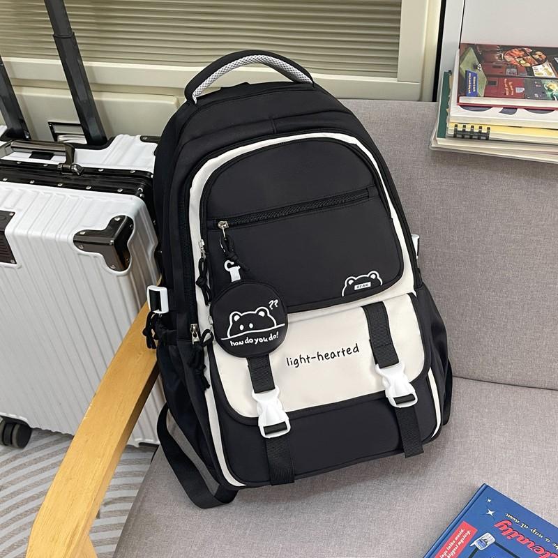 The new schoolbag is high-value, fresh and sweet, candy-colored backpack, lightweight and large-capacity backpack for junior high school students.