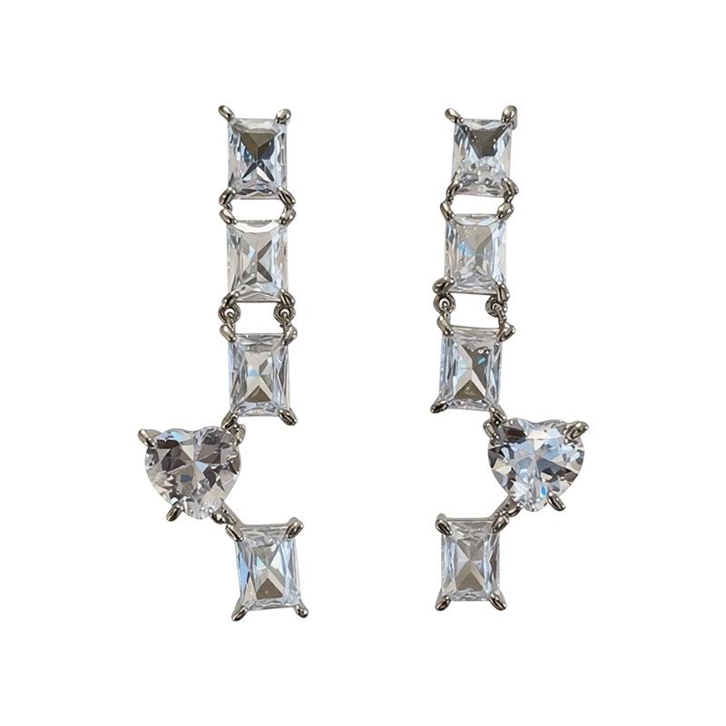 Silver Zircon Inlaid Square Heart Stud Earrings – Elegant European & American Style Niche Fashion.