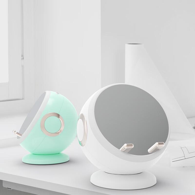 

Smart Bluetooth Speaker with Alarm, Wireless Charger, and Mirror CN plug (adapter included)