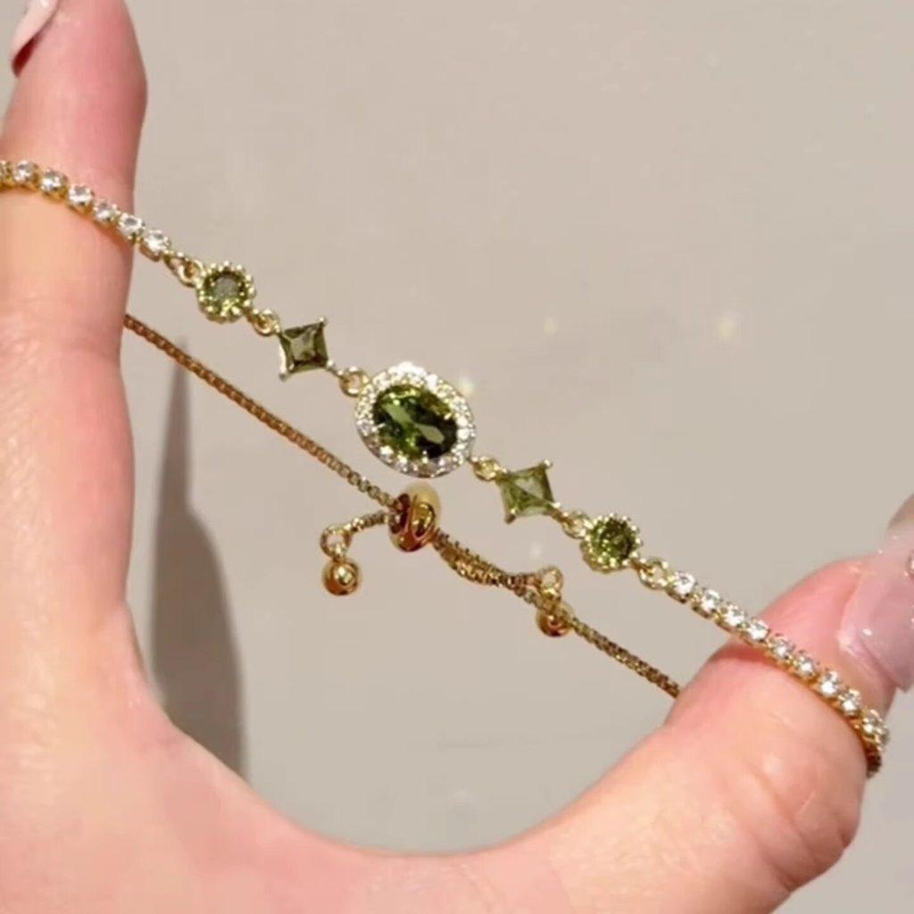Light Luxury 18k Gold Plated Zircon Oval Bracelet For Women Gift Giving