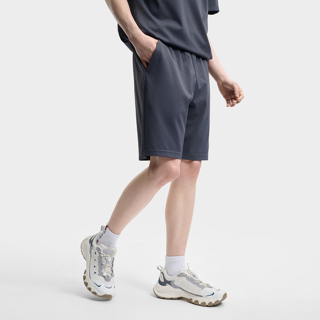 FILA Original Fashion Simple Classic Retro Sports Versatile Comfortable Moisture-Wicking Loose Knit Five-Point Casual Shorts Men shorts F51M629602FDY