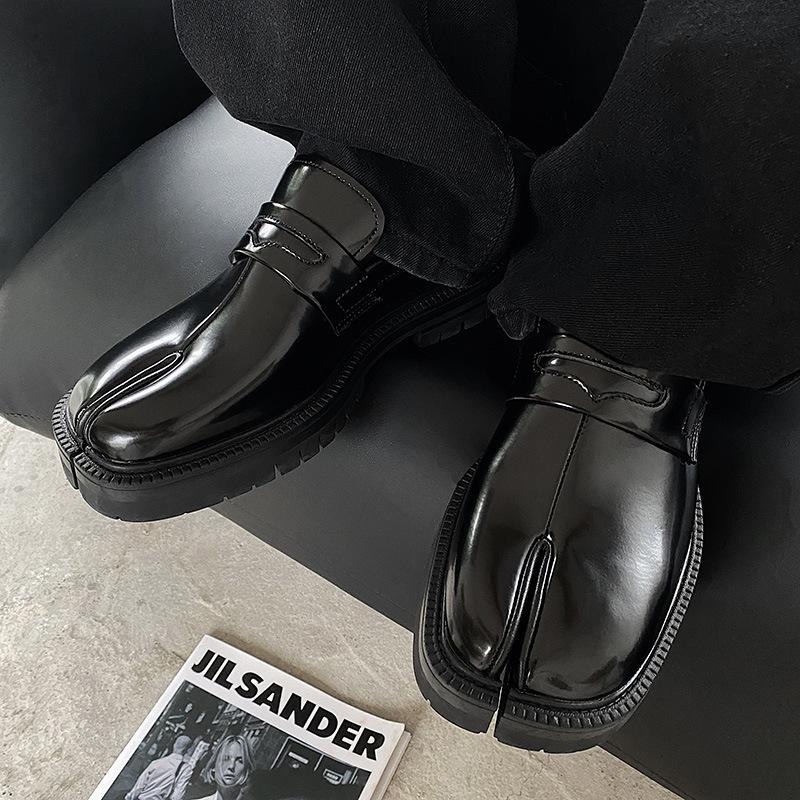Maganda Tabi Herrenschuhe Loafer Schuhe für Herren Damen Frau geteilte Zehenpartie dicke Sohle männlich lässige Lederschuhe Mann