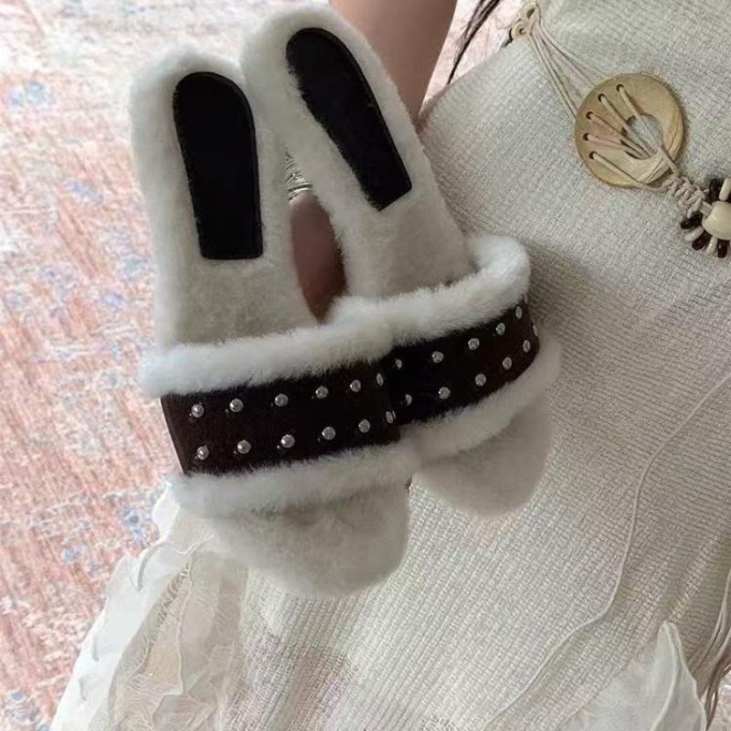 Fashion Low Heel Flip Flops Autumn New Round Head Open Toe Rivet Fluff Soft Bottom Anti-slip Wear-resistant Cotton Mops