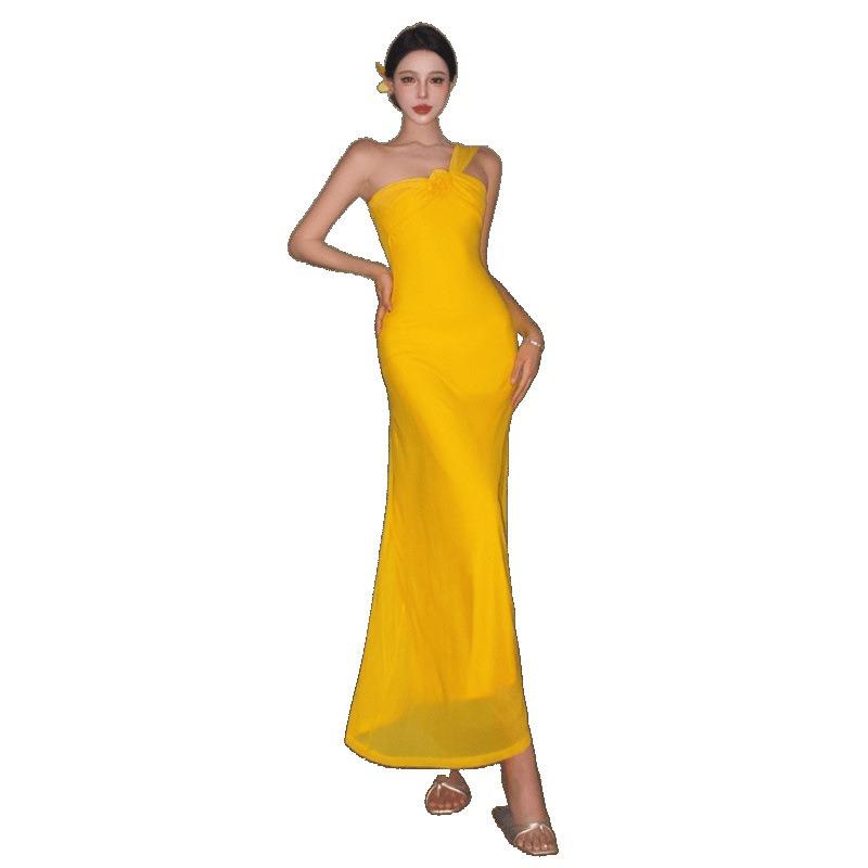 Seaside Vacation Sexy Hottie Slanted Shoulder Tube Top Dress Waist Hip Beach Dress Women