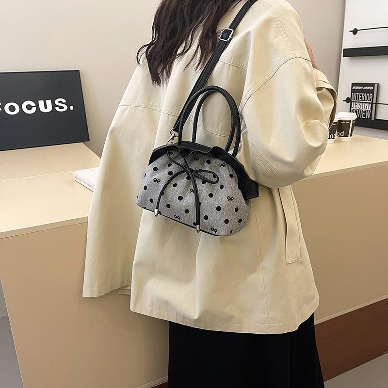 

Small bag women s 2025 new fashion casual shoulder messenger bag women s portable bucket bag 20*10*15 бежевый