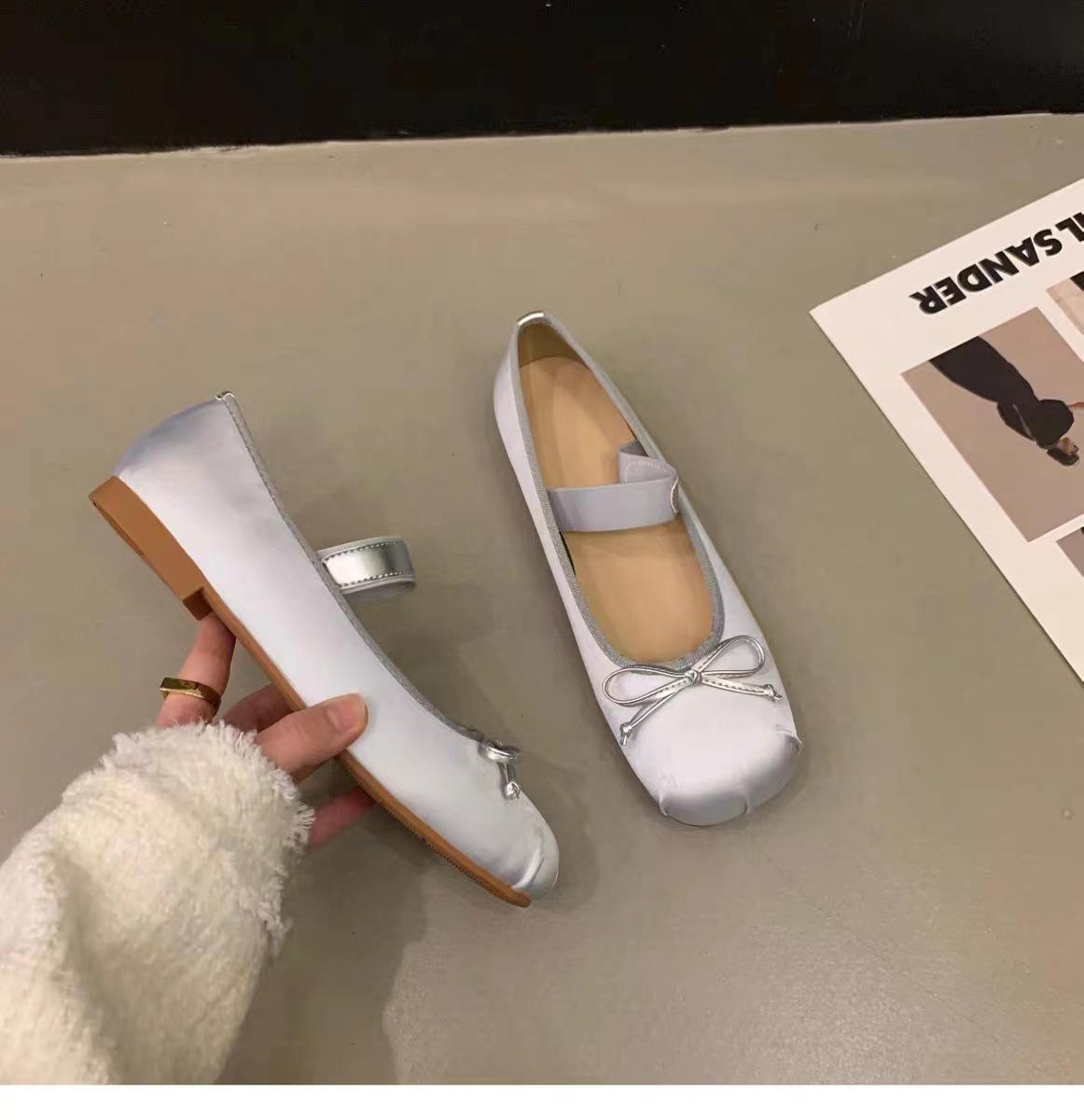 

French Small Fragrant Style Ballet Mary Jane Women S Shoes Retro Square Head Low Heel Fashion Shoes 35 серебряный
