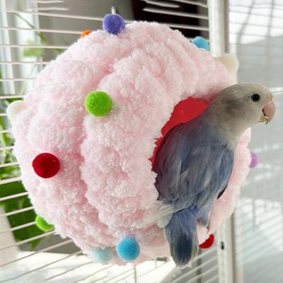 Pluszowe Gniazdo dla Ptaków Miękkie Okrągły Domek dla Ptaków z Uszami Przytulna Ciepła Chata dla Papug Jaskinia Gniazdo dla Rozelle Nimfy Nimfówki Falistej