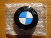 Oryginalne części BMW (Importowane z Niemiec) 51148132375 Zestaw emblematów, 3,2 cala (82mm) (Prawdziwy