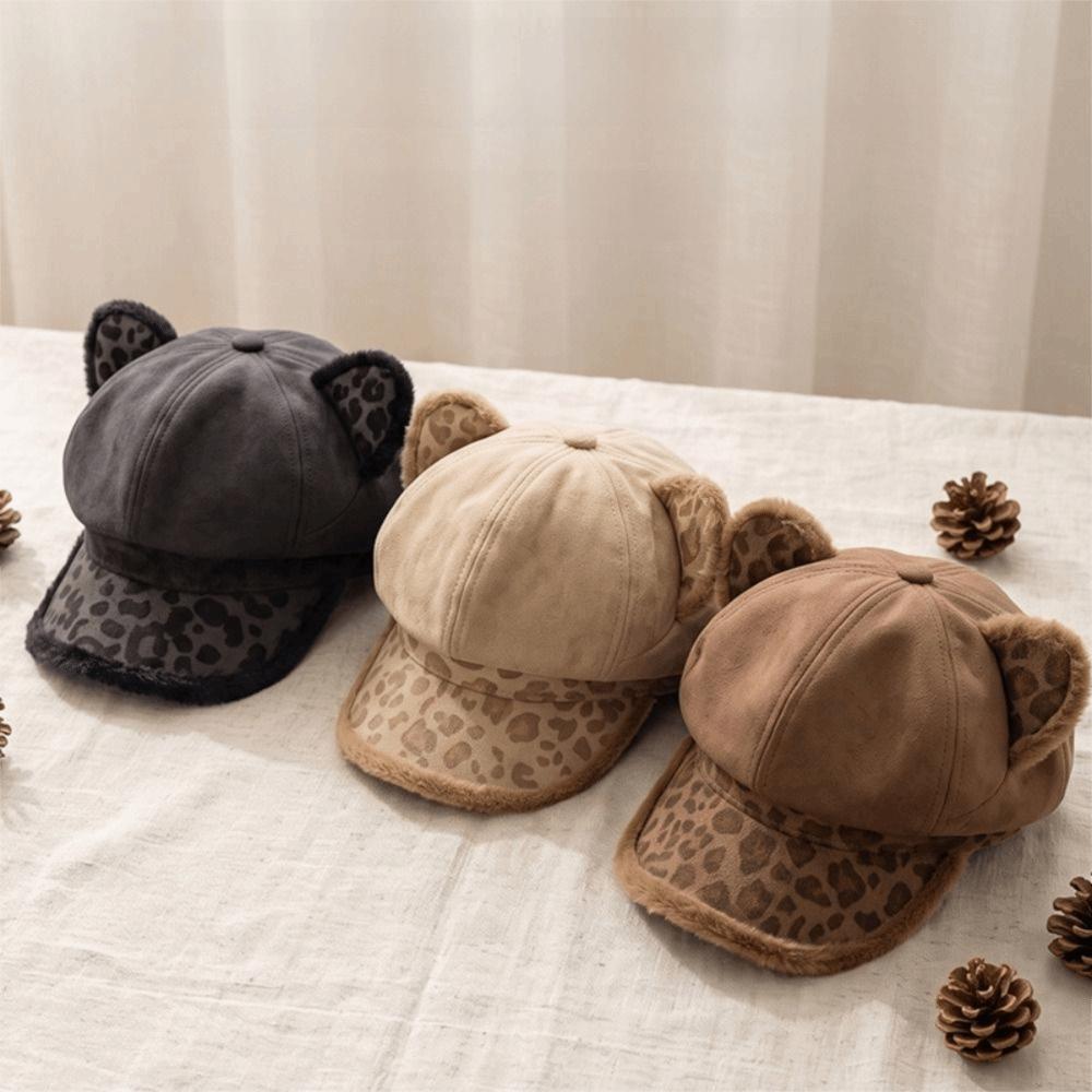 Plush Plush Painter Hat Keep Warm Octagon Hat Fashion Cat Ears Berets for Women Autumn and winter