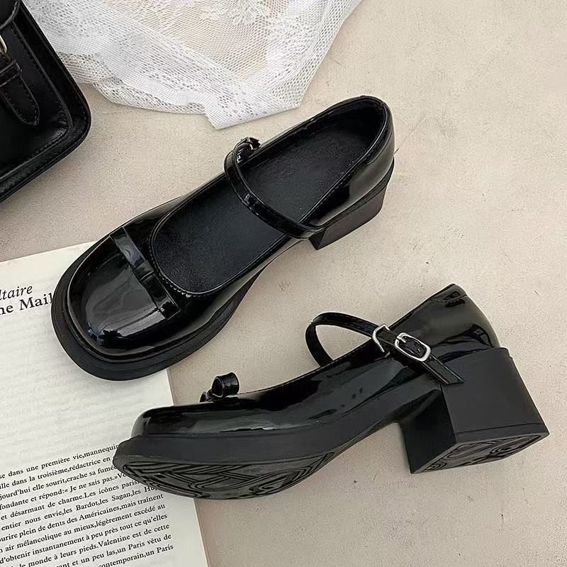 Französische Retro-High-Heel-Mary-Jane-Schuhe 22 Temperament elegant Herbst Schleife Runde Spitze Britischer Stil Kleine Lederschuhe