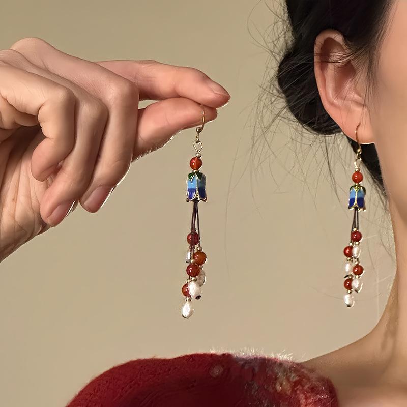 

Свисающие стеклянные бусины, жемчуг, серьги-крючки с бахромой, модные пусеты, темперамент легкой роскоши, серьги, нишевый и высококлассный стиль