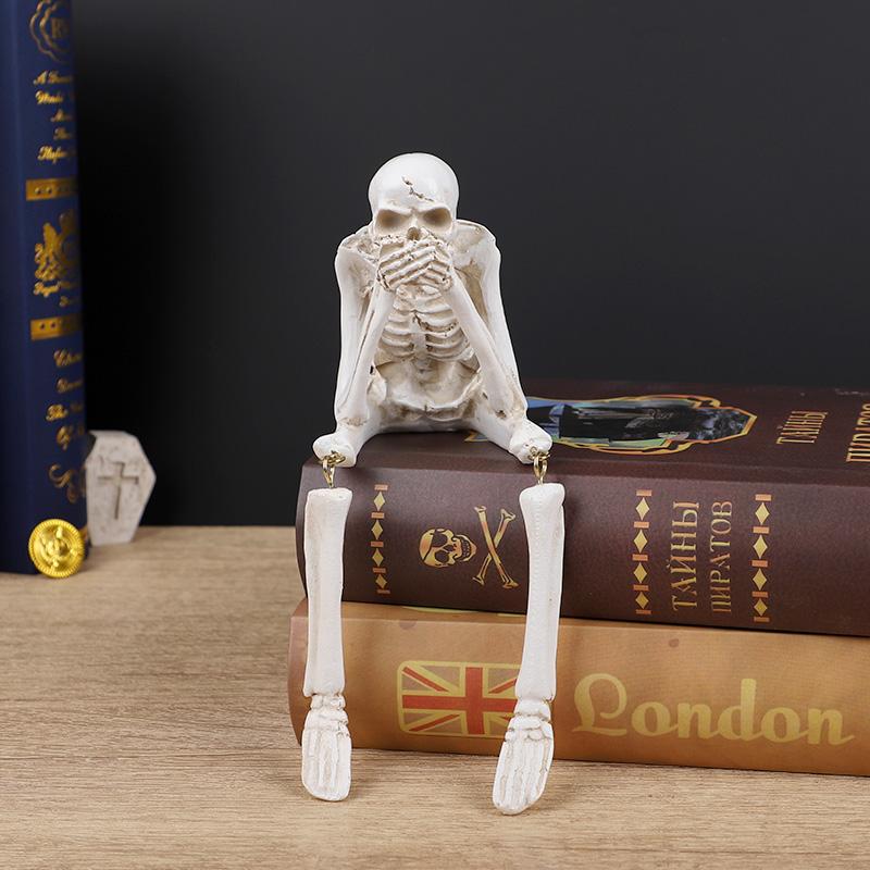 Resin Skeleton Decorations Realistic Skull Figurines for Halloween Party Home Table Decor Ornaments Haunted House Horror Props