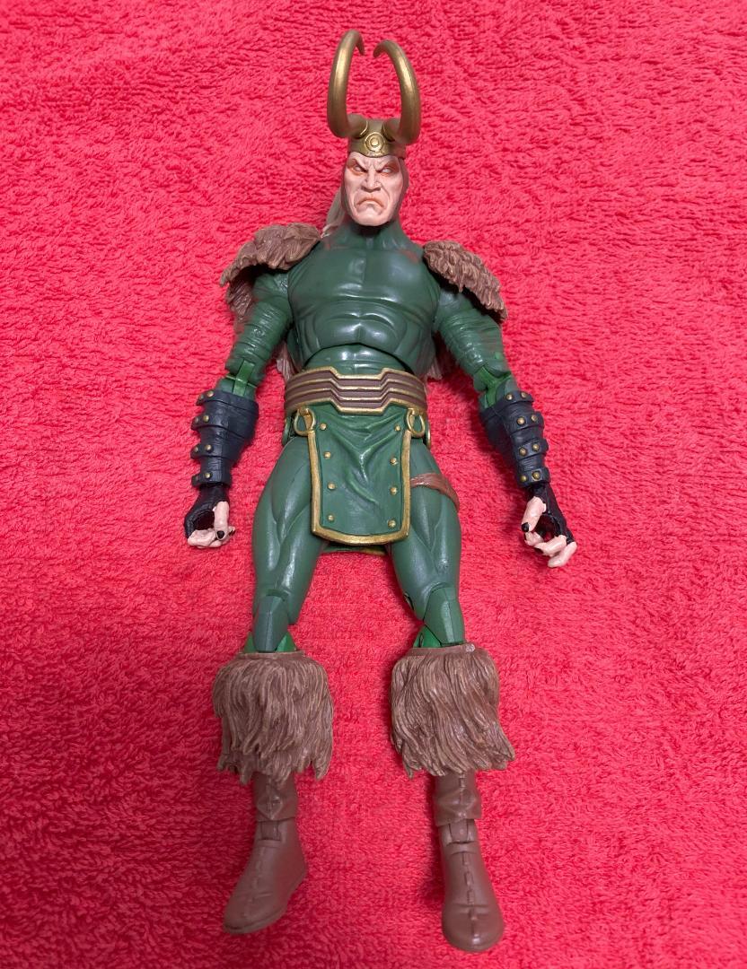 

[USED] Marvel Legends Loki