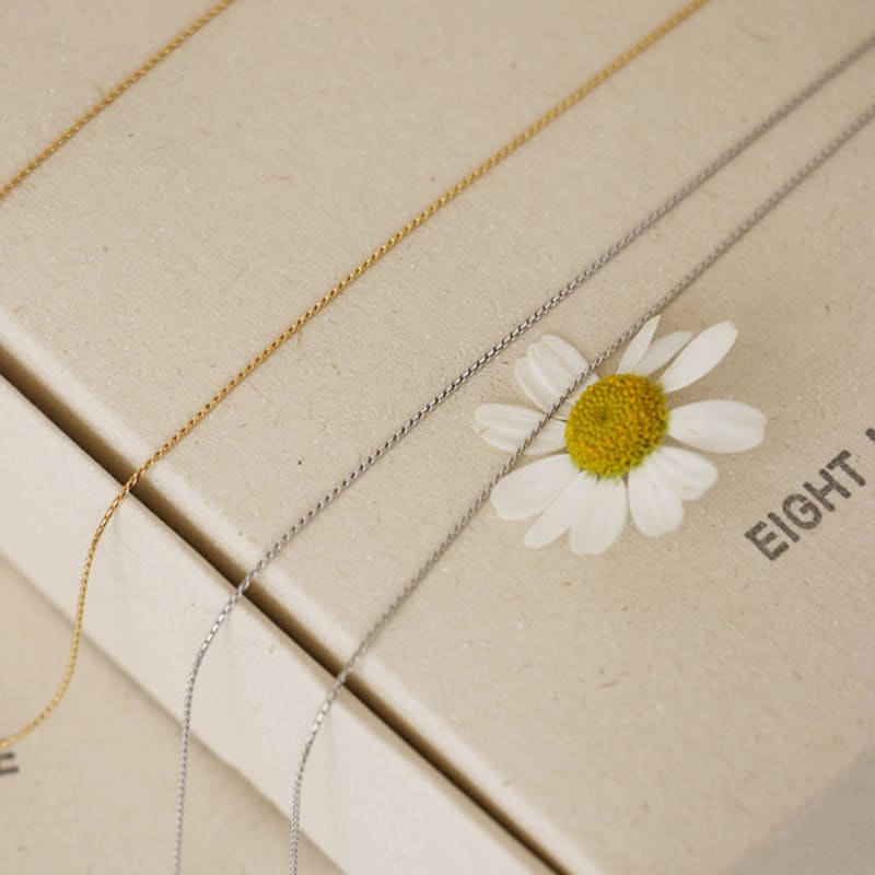 EIGHTMORE windy slim long necklace