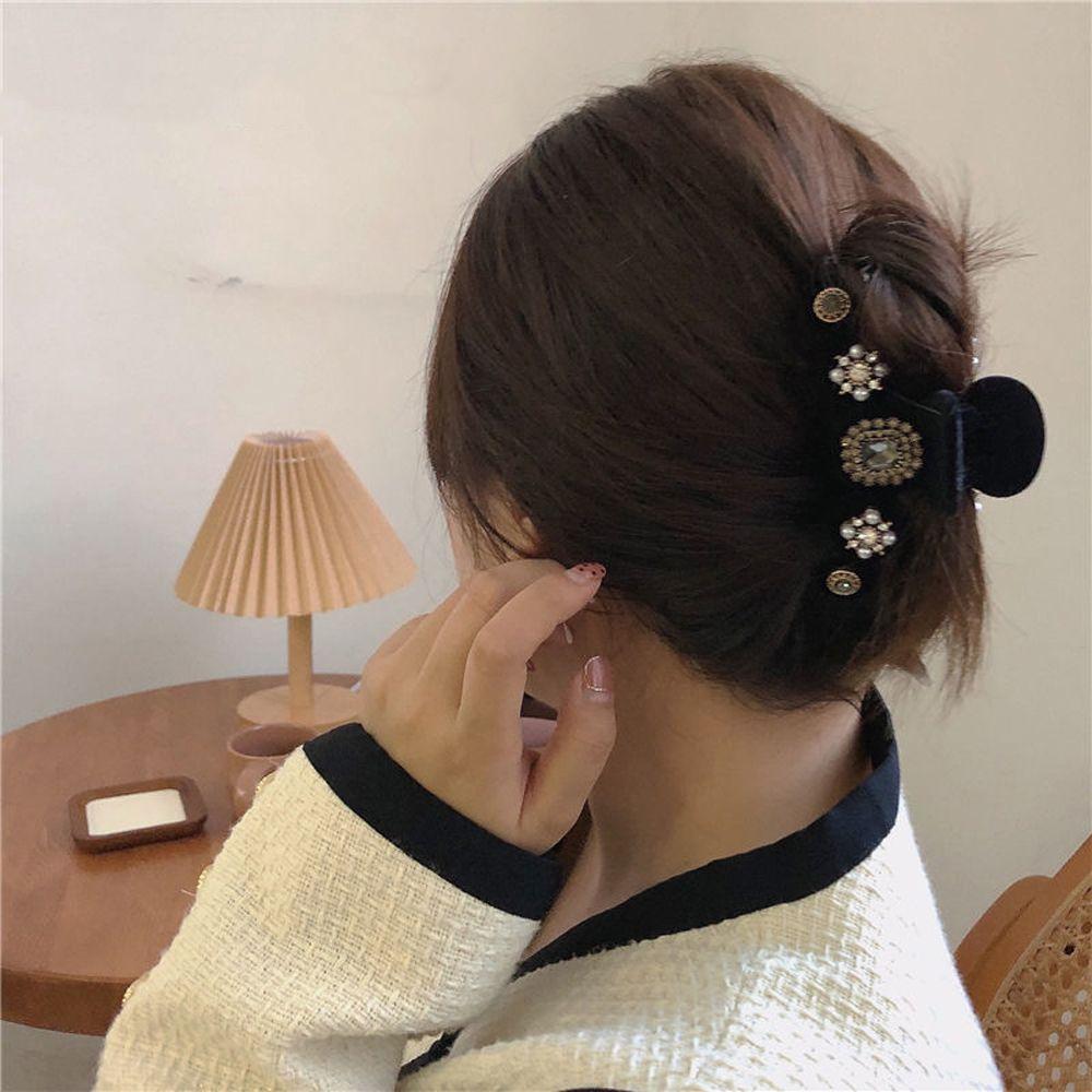 Velvet Pearl Hair Clip Korean Ponytail Holder Women Hair Claws Hairgrip Crystal Shark Clip