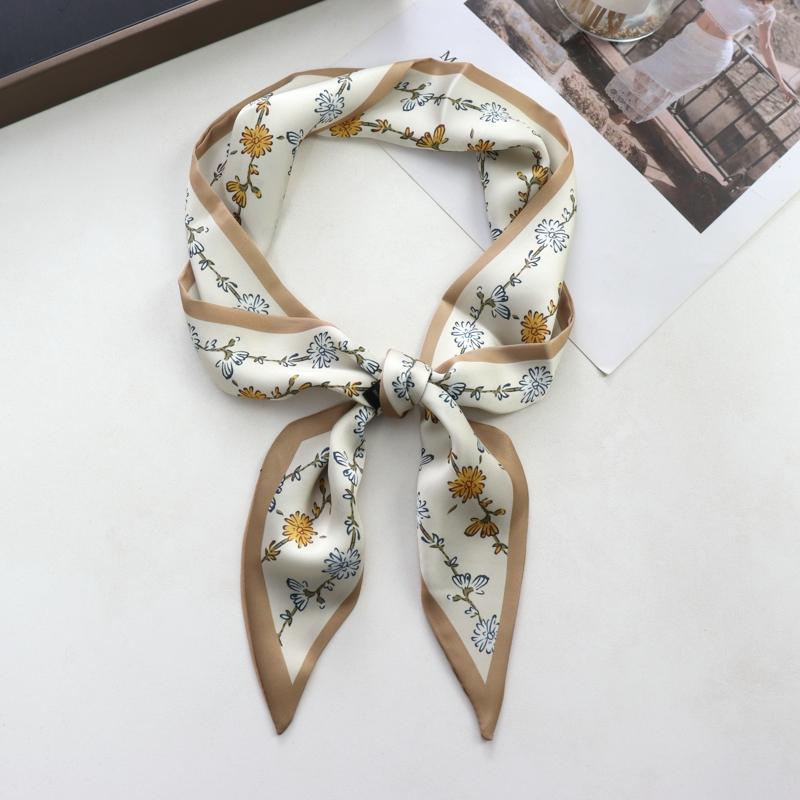 Sweet Strawberry Print Women Small Silk Scarf Handle Bag Ribbons Female Head Scarves Sharp Angle For Women  100*9cm
