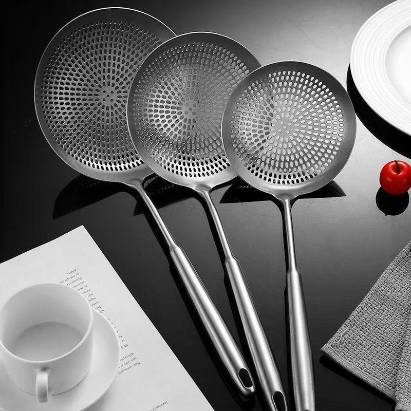 304 Multi-hole Stainless Steel Skimmer: Hot Pot, Frying, Noodle & Dumpling Strainer.