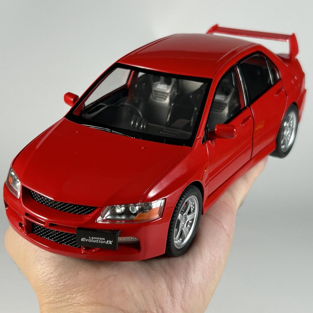 JDM 1:24 Mitsubish Lancer Evolution EVO9 Compact Car Alloy Metal Diecast Model Car Best Birthday Gift For Children's Toy Collect