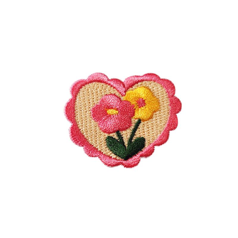 Cartoon Flower Love Self-Adhesive Embroidery Patch for DIY Decoration