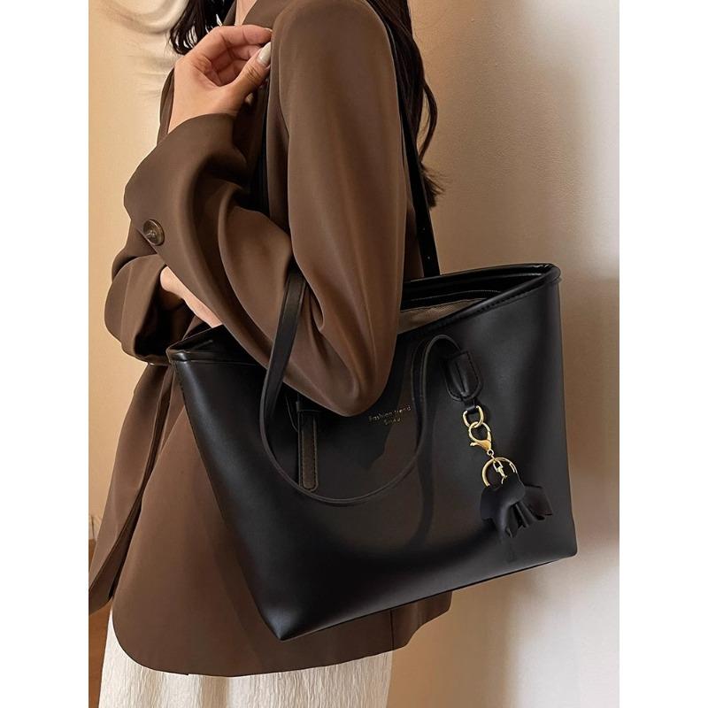 Large capacity bag women's new trendy spring high-end shoulder bag texture women's commuting layered tote bag