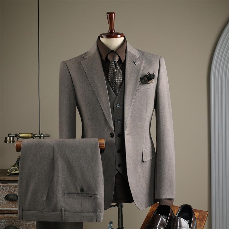 Plus Size Men's Striped Business Casual Wedding & Formal Suit Set