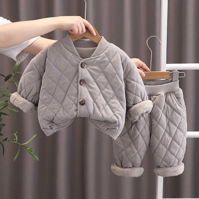 Autumn and Winter New Kids' Clothing Lightweight Homewear Outdoor Two-piece Set for Boys, Cozy Winter Outfit for Babies
