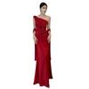 Neuer Chinesischer Morgenmantel Damen Braut Hochzeitsverlobungskleid High-End Leicht Luxuriöses Design Rotes Schrägschulter Toastkleid