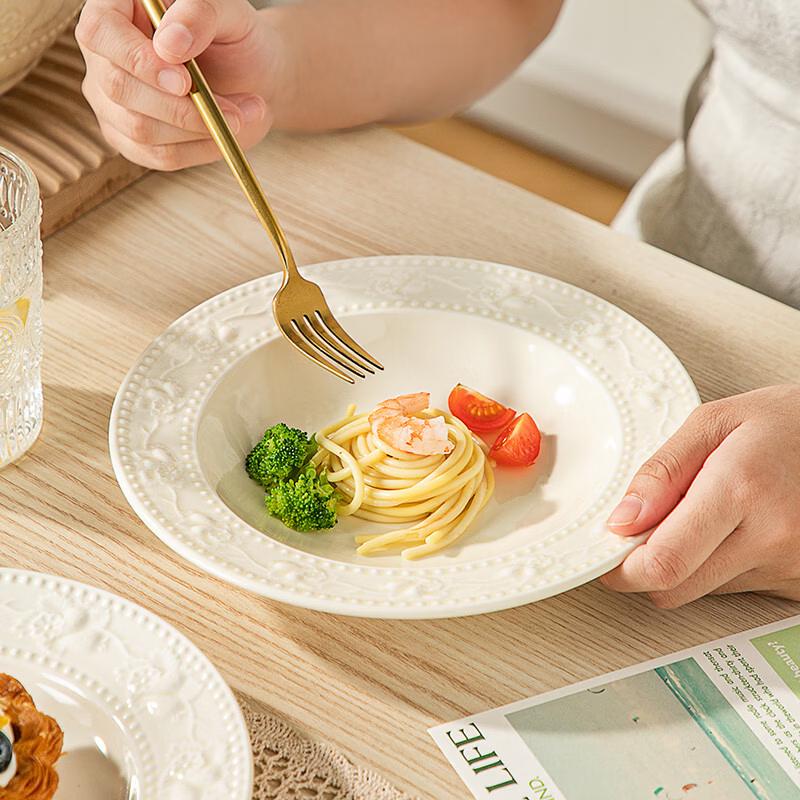 Kangbach Embossed Ceramic Dinnerware Set
