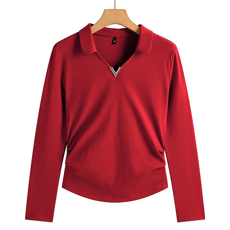 

Весна 2025 Корейская присборенная приталенная футболка с отложным воротником, металлической деталью и V-образным вырезом, хлопковая, с длинным рукавом, женская. L вино красного