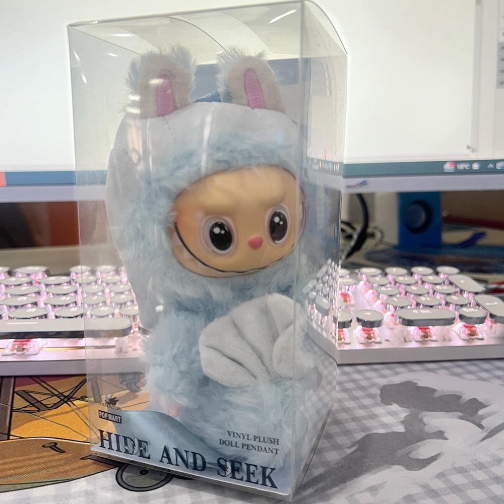 

Ограниченный тираж плюшевой куклы-подвески Merlion с виниловым лицом — эксклюзивный подарок Martel Macron в Сингапуре New Merlion