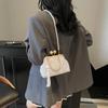 Small Bag Women's New Summer Fashion Mouth Gold Bag High-end Pearl Chain Messenger Bag