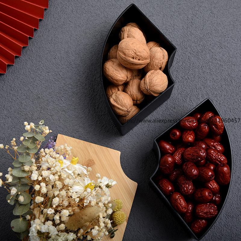 Japanese Style Fruit Plate Dried Fruit Candy Snack Box Creative Partition Bamboo Lid Portable Dried Fruit Box
