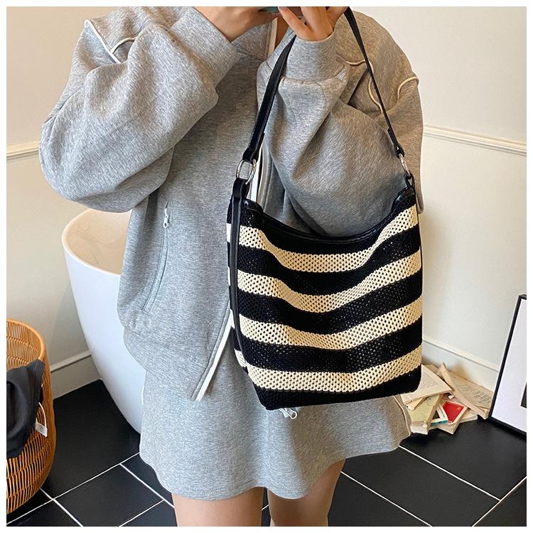 Striped Tote Bag Woven Large-capacity Shoulder Women's Bag Lazy Wind Lightweight Vacation Shopping Bag Women