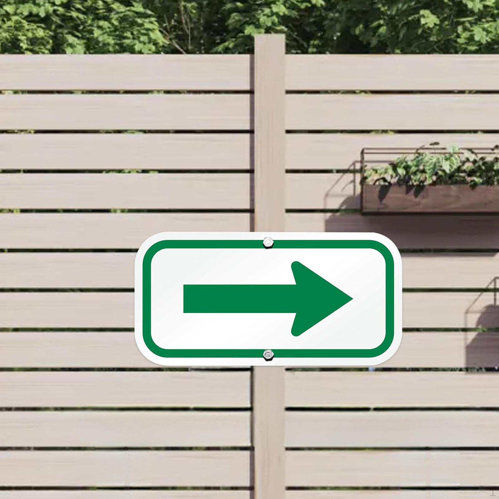 

Знак стрелки, отражающий символы, внутренняя табличка указателя направления движения зелёный