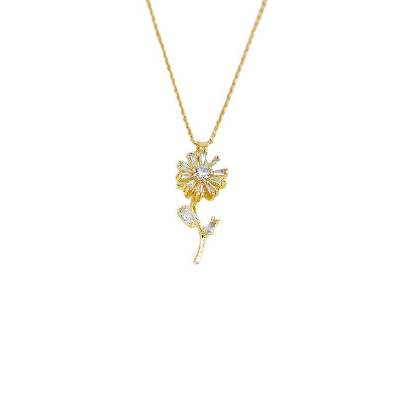Sunflower Rotatable Necklace, Personalized Design, High-End Trend Collarbone Chain