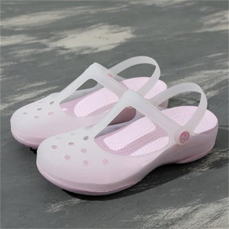 Women's Summer Non-Slip Jelly Sandals – Closed Toe, Thick Sole, Soft Beach Shoes