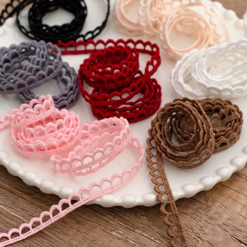 5 Yards White Black Hollow-Qut Lace Trim Embroidered Lace Fabric Ribbon Trimming Dress Costume Supplies DIY Craft 1CM Wide