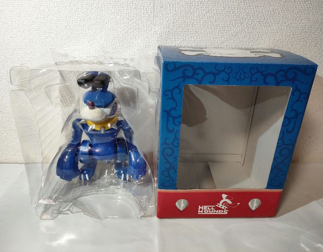

[USED] HELL HOUNDS figure with box
