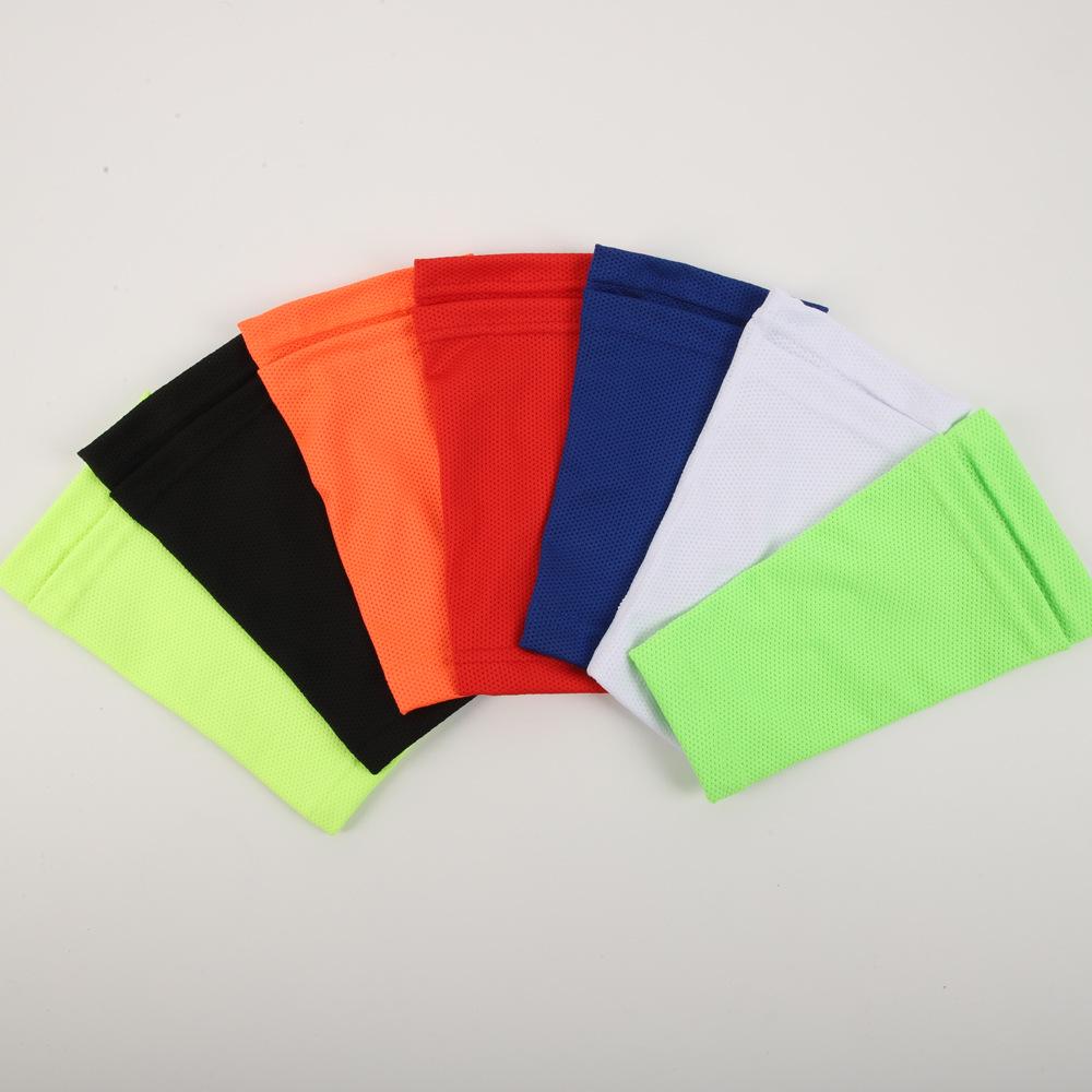 Kinder Fußball Torwart Ausrüstung Set: Latex Handgelenkstützhandschuhe & Schienbeinschützer