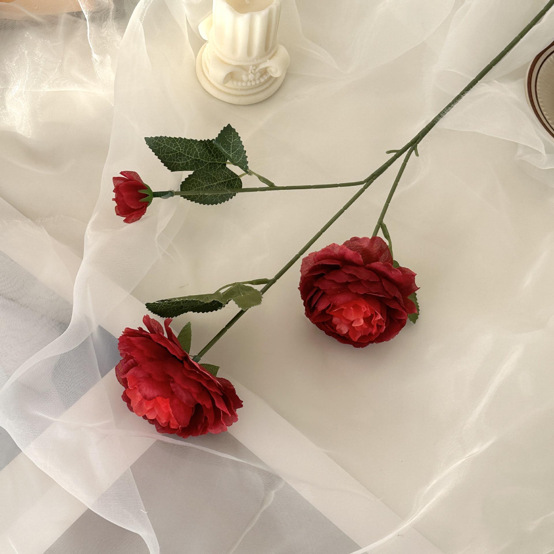 

3-Head Artificial Peony Flower Decoration for Home and Wedding Arrangements ярко-красный