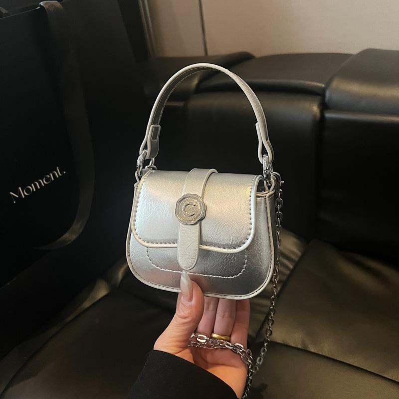 Premium sense niche mini bag women's spring and summer 2025 new fashion shoulder messenger bag popular portable saddle bag