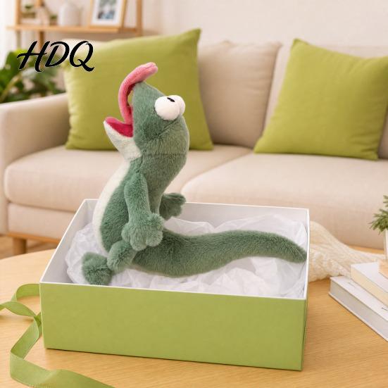 Funny Magnetic Lizard Toy Tongue Plush Toy Cute Chameleon Doll Ornament Stress Relief Squeeze