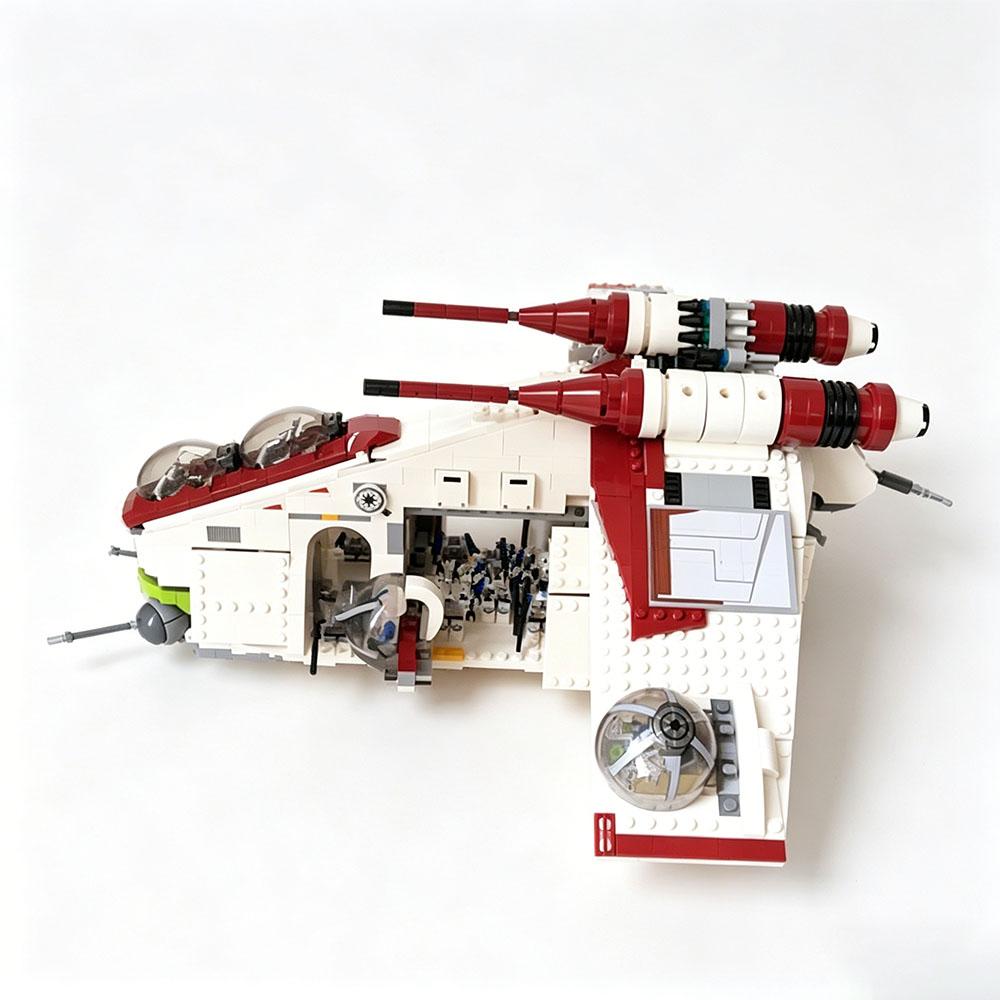 MOC Creative Plan Transport Aircraft Republic Dropship Gunship Building Blocks Bricks Toys Birthday Adult Festival Party Gifts