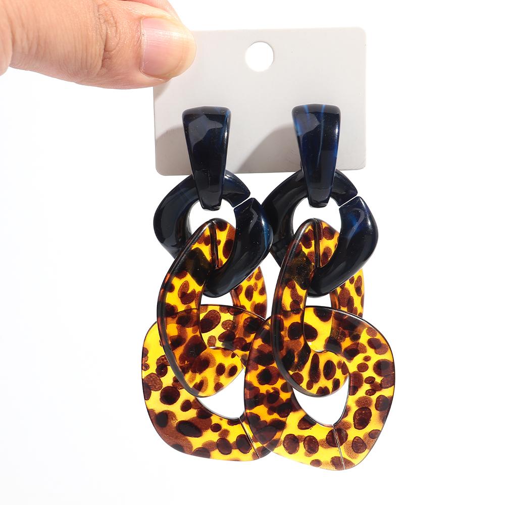 Punk Large Acrylic Rhomboid Geometric Long Earrings Leopard Dual Color Chain Dangle Earring for Women Personalized Retro Jewelry