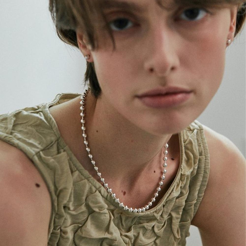 Verte Grand Corde Necklace   925 Silver un.Silver.209