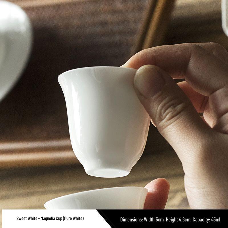 Magnolia White Porcelain Gongfu Tea Tasting Cup - Exquisite Small Ceramic Guest Cup