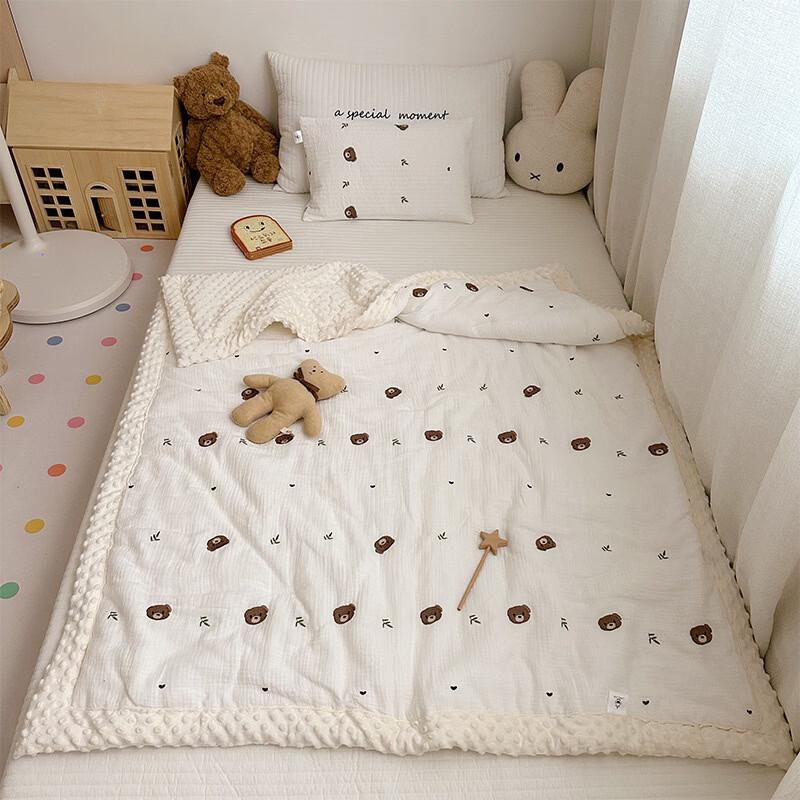 

oeny Forest Bear Baby Minky Dot Quilt