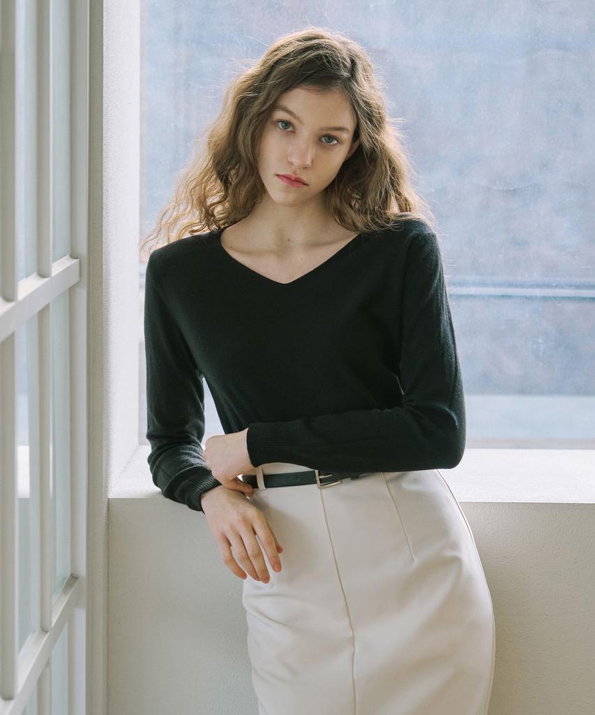 VISITINNEWYORK Basic V-Neck Knit (Vb2Lkf1)