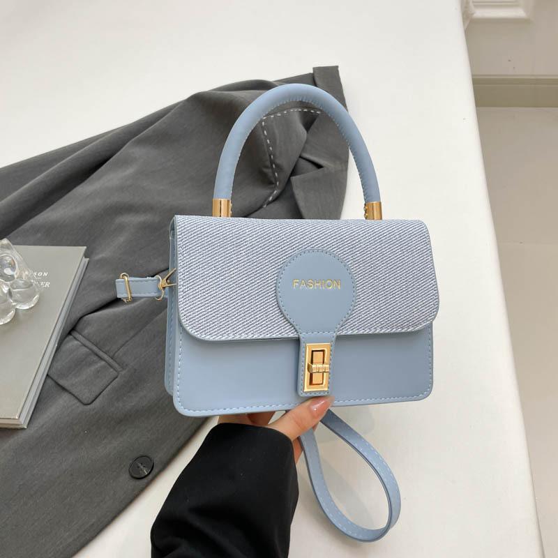 

New high-end temperament versatile shoulder messenger bag high-value commuter small square bag синий